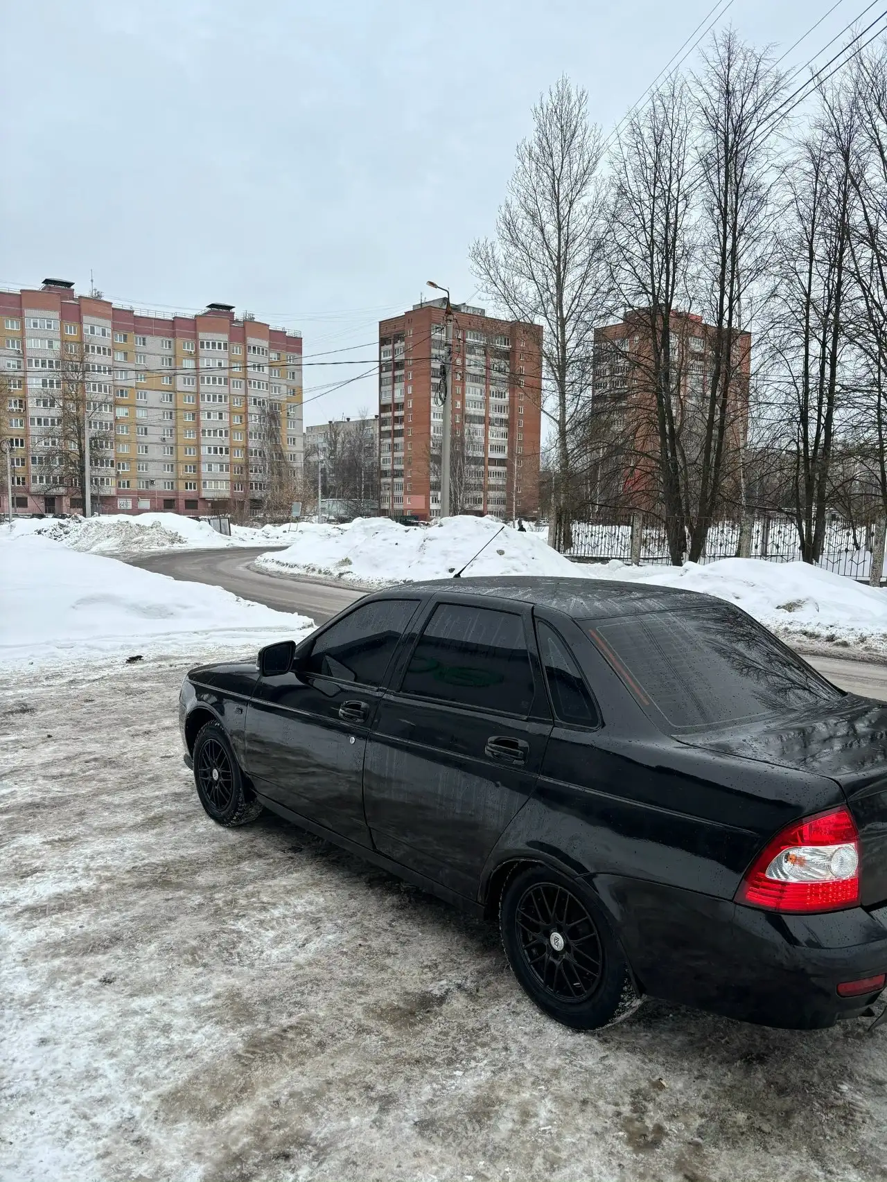 Продам Ладу Приору 2011 года - Легковые автомобили (Авто) в Ярославль
