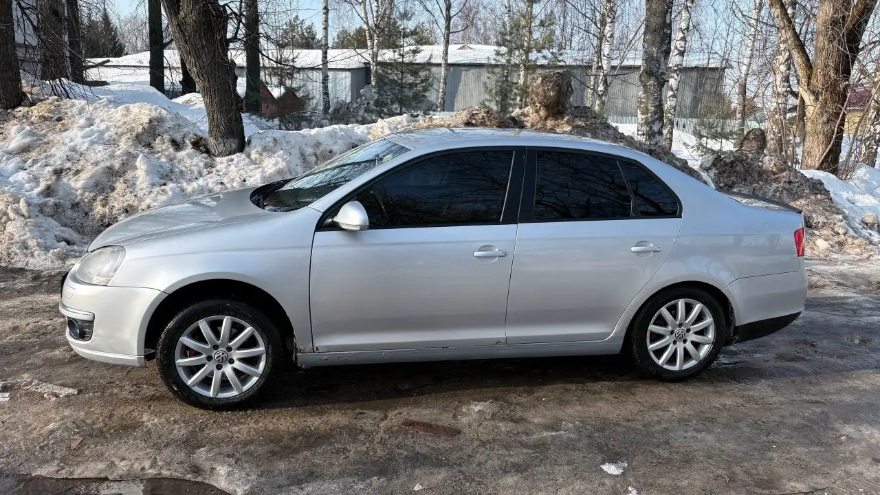 Volkswagen Jetta 2010 года - Легковые автомобили (Авто) в Кострома