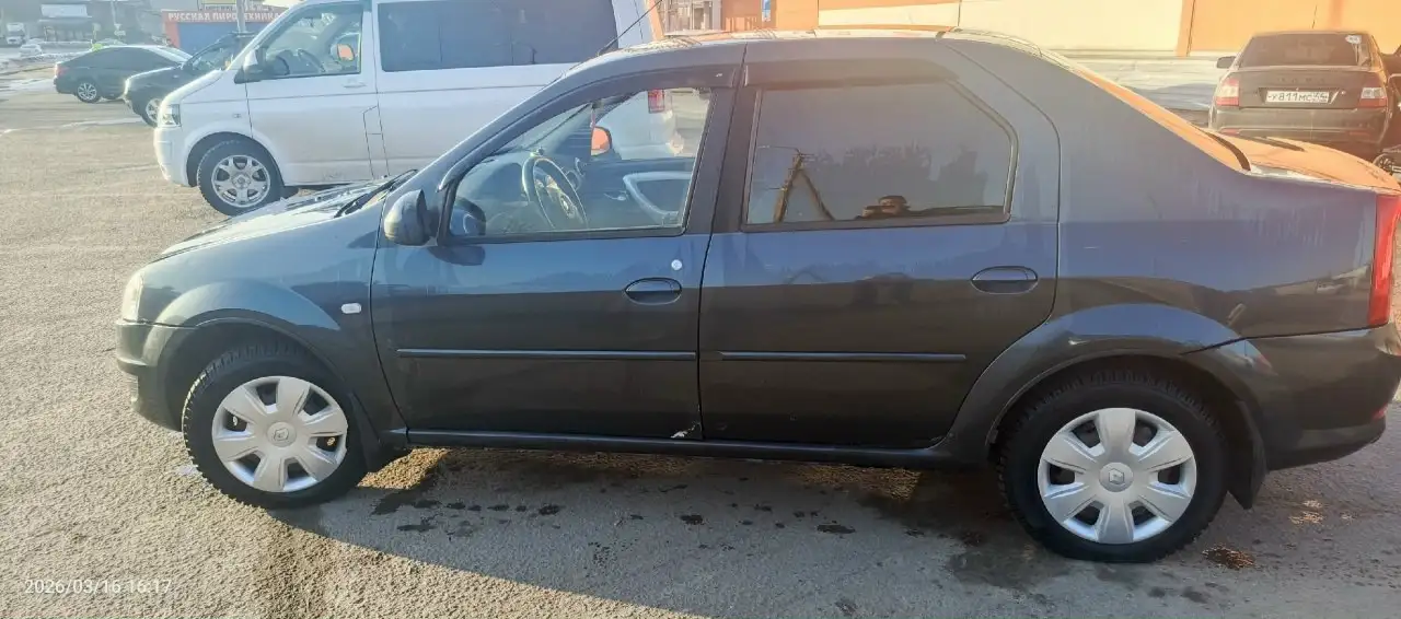 Продажа автомобиля Рено Логан 2010 года выпуска - Авто в Шарья