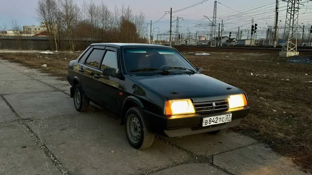ВАЗ 21099 после восстановления с хорошим мотором и коробкой - Автозвук в Ярославль