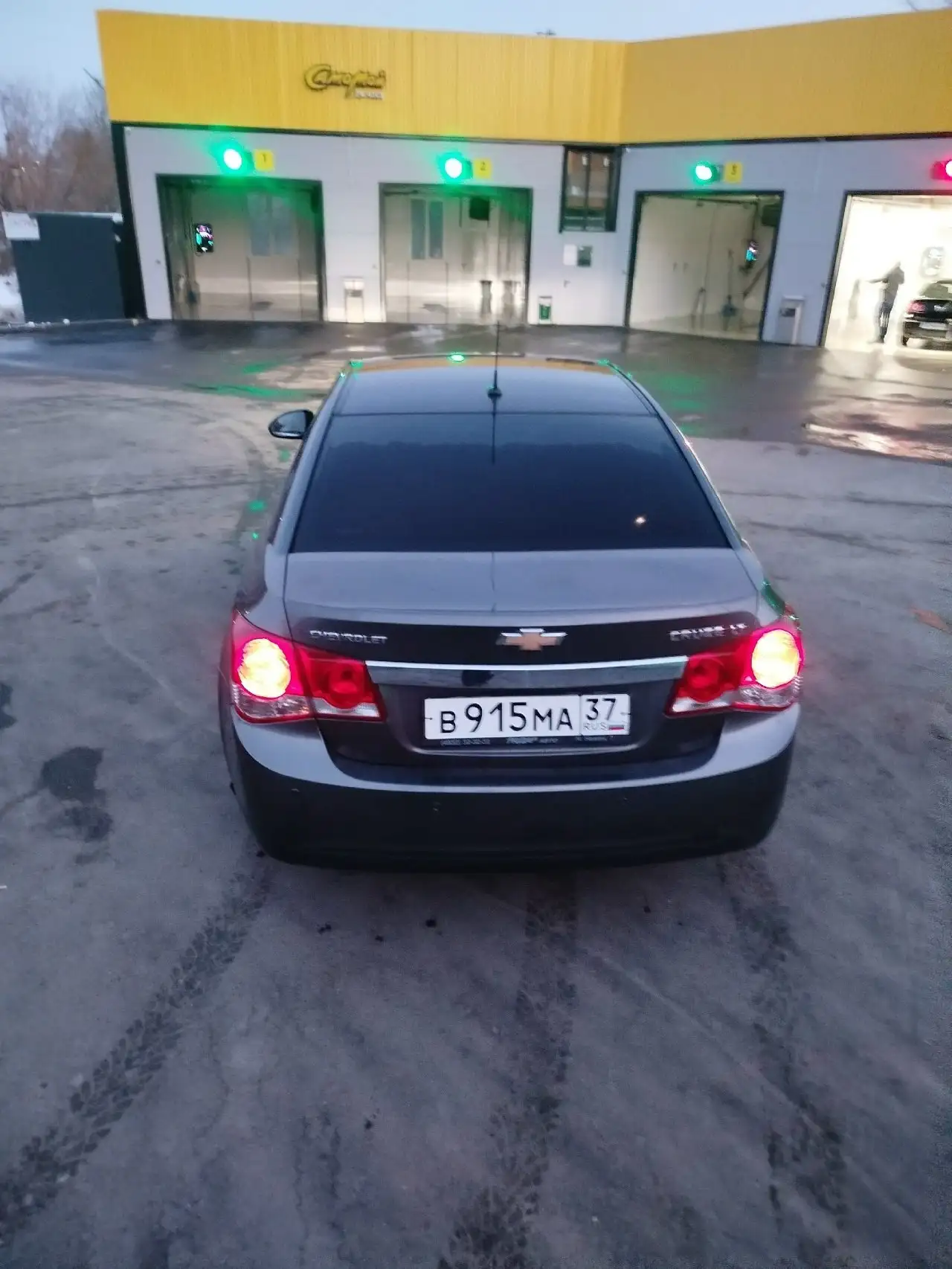 Шевроле Круз 2010 года с пробегом 250000 км - Легковые автомобили (Авто) в Иваново