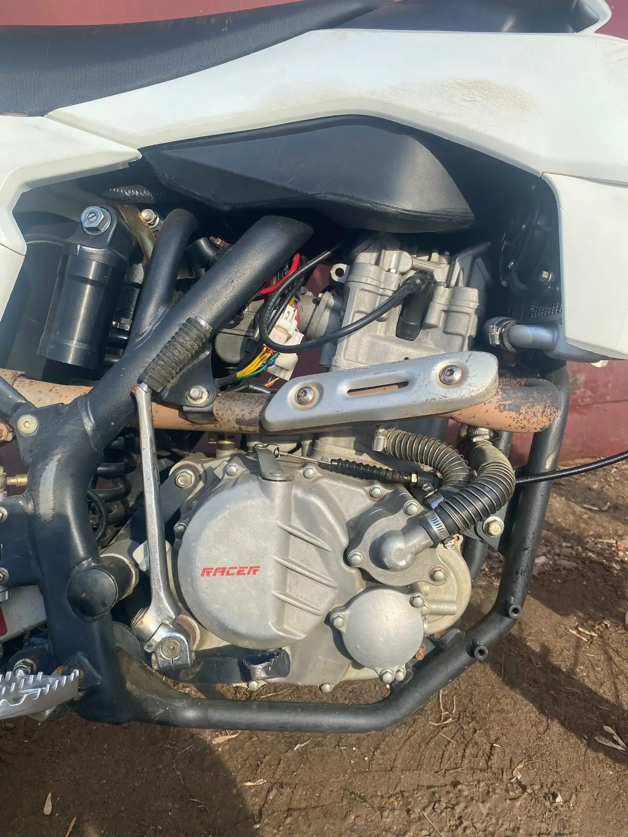 Мотоцикл с двигателем 300 кубиков, 130 км/ч, два комплекта колес - Мотоциклы (Авто) в Иваново