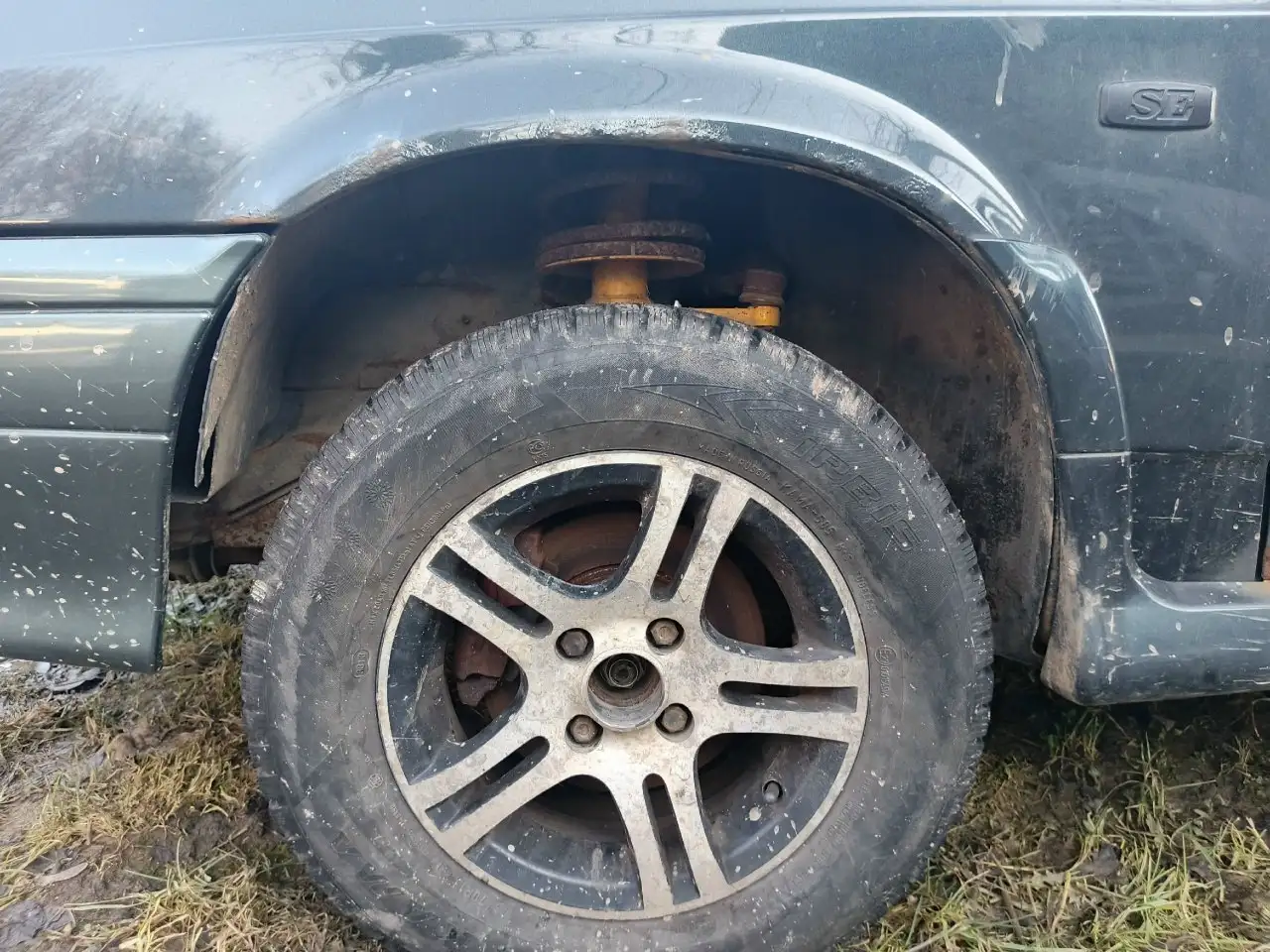 Продам Автомобиль 2013 года с косяками по кузову - Легковые автомобили (Авто) в Ярославль