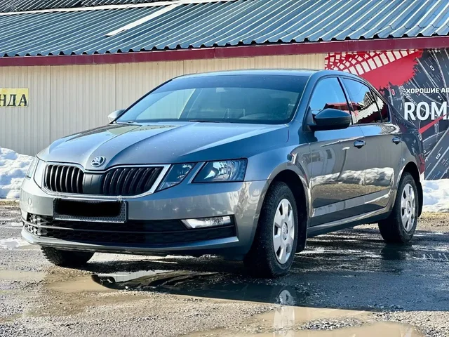Продажа Skoda Octavia 2018 года - Шины и диски в Ярославль