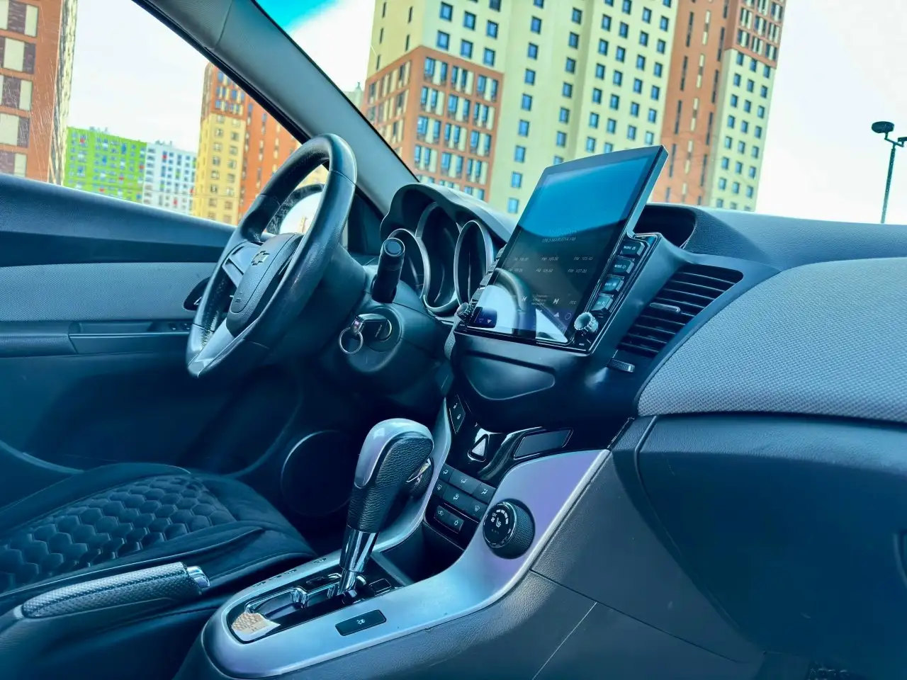 Продам Шевроле Круз 2010 года с автоматом - Авто в Ярославль