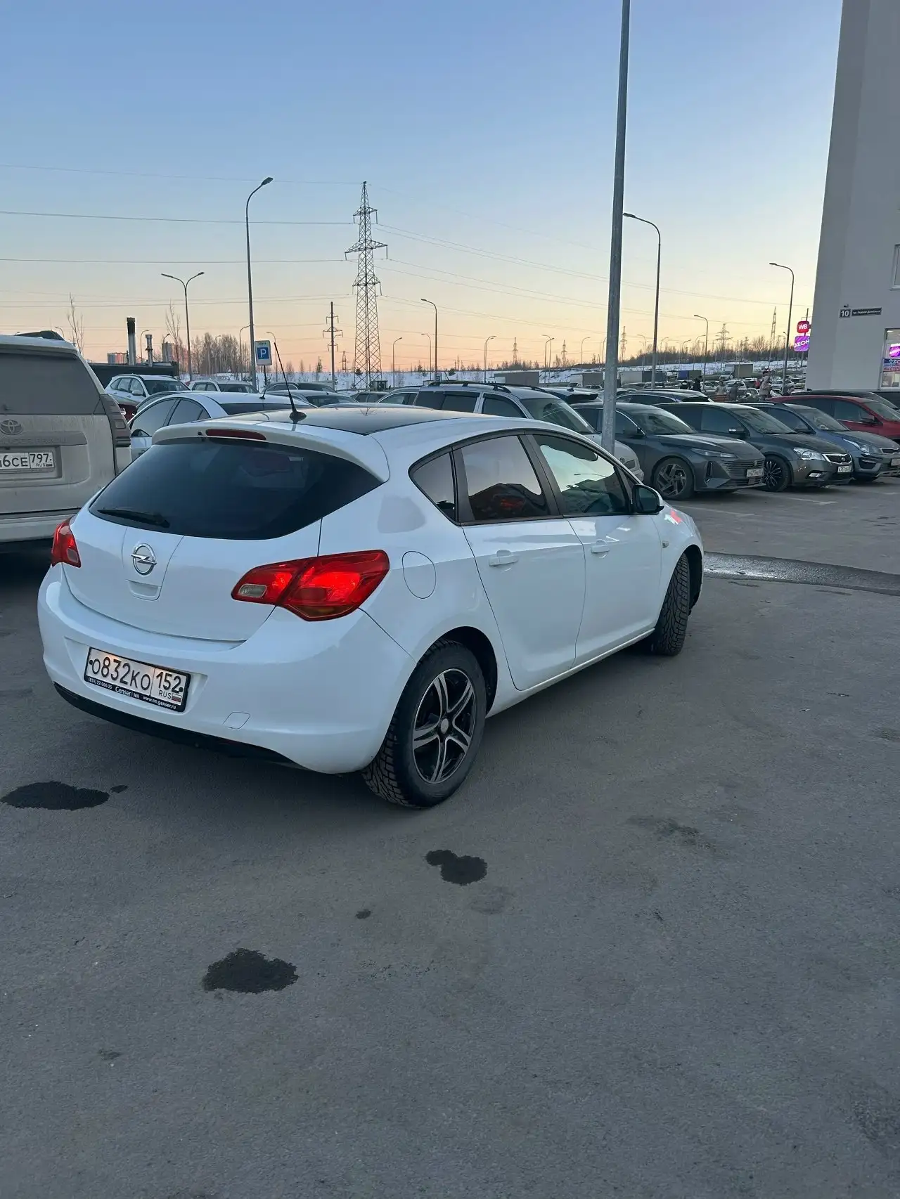 Продажа Opel Astra J 2012 года - Авто в Ярославль