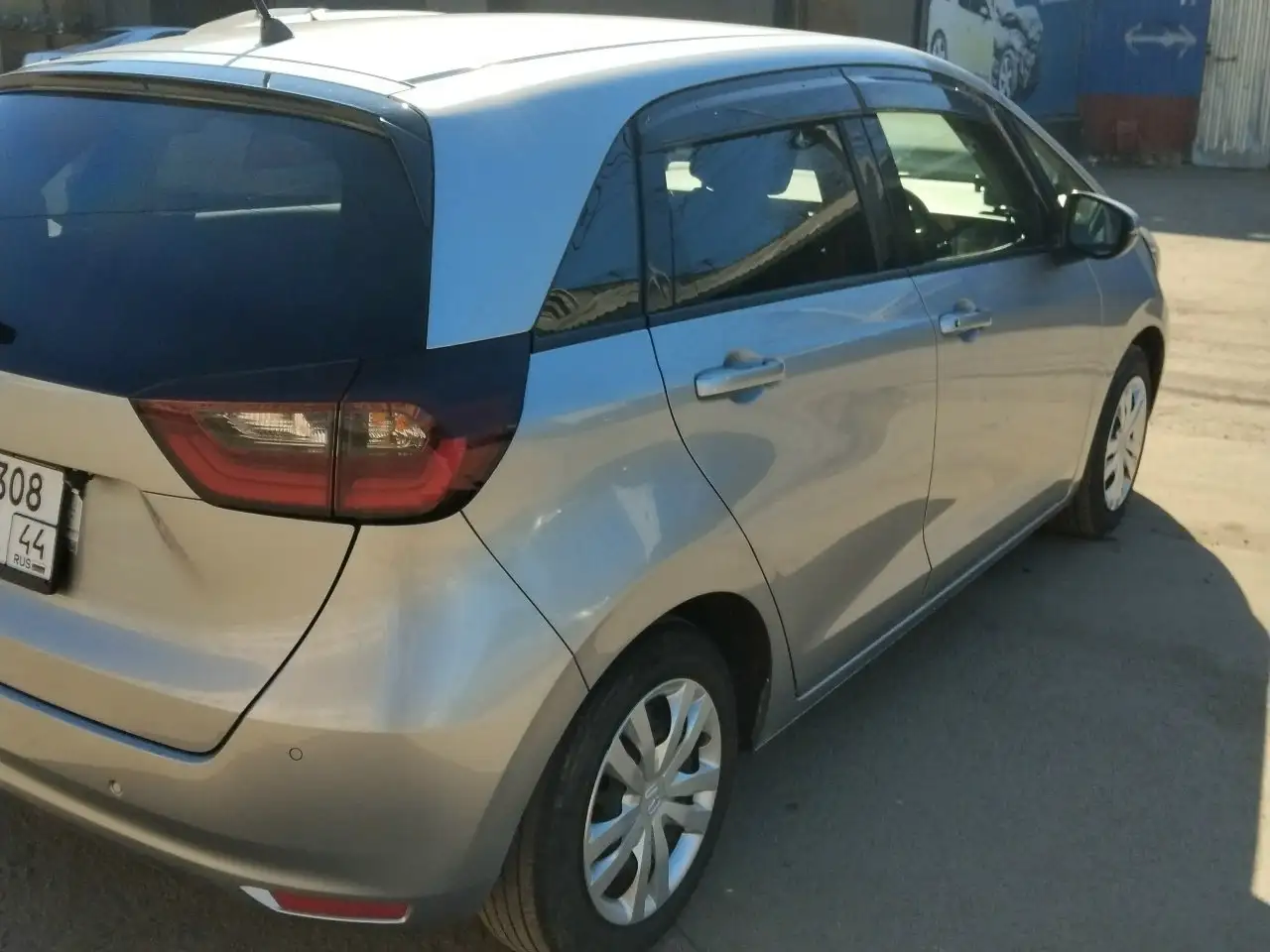 Продажа автомобиля Honda Fit с аукциона Японии - Легковые автомобили (Авто) в Ярославль