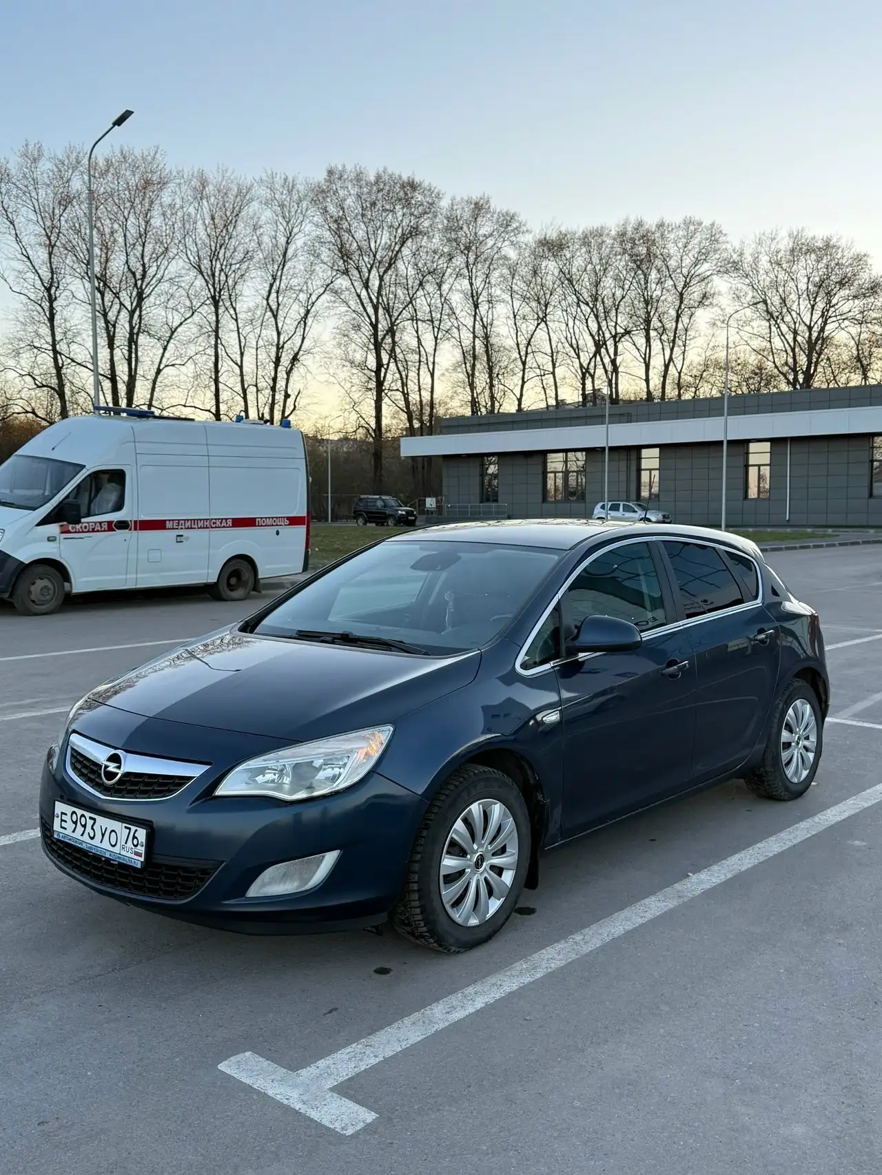 Продам Опель Астра 2010 года - Авто в Вологда