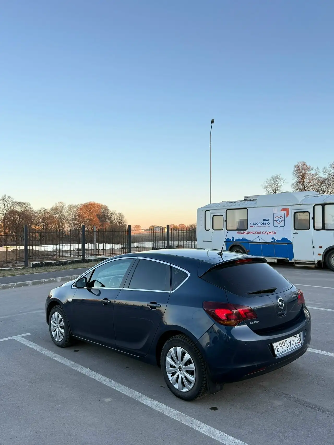 Продам Опель Астра 2010 года - Авто в Вологда