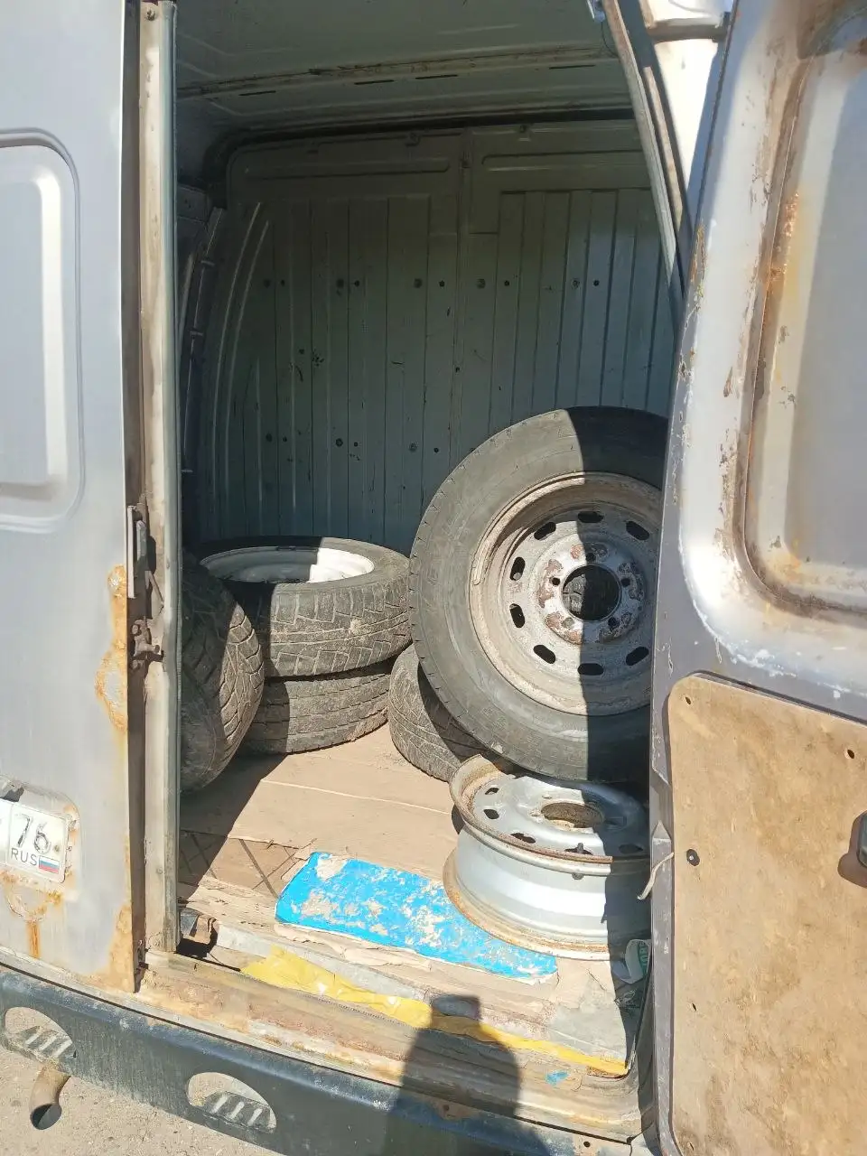 Автомобиль 2007 года с двигателем и КПП после капитального ремонта - Авто в Ярославль