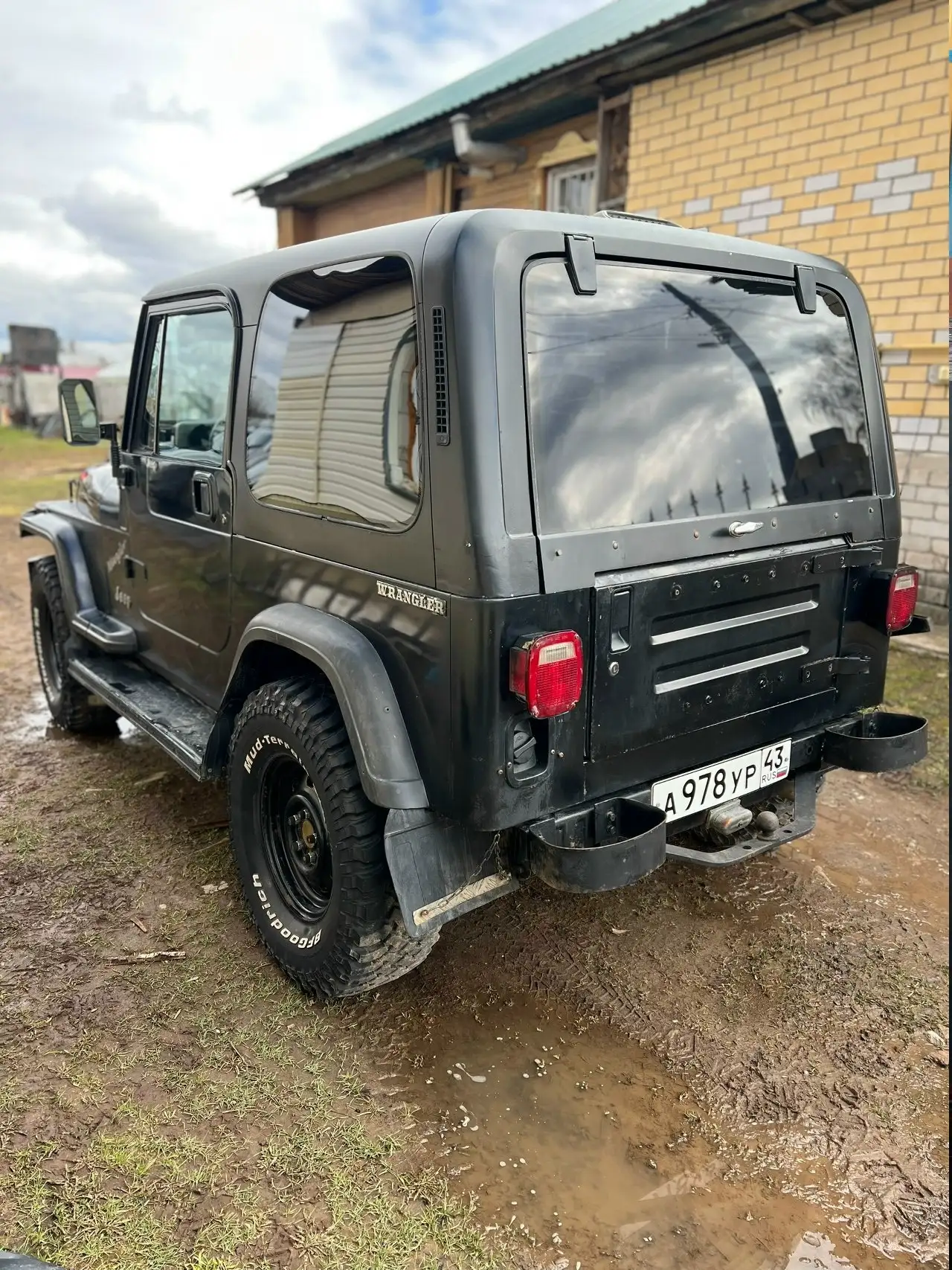 Продажа Jeep Wrangler YJ 1986 года в Кирове - Авто в Киров
