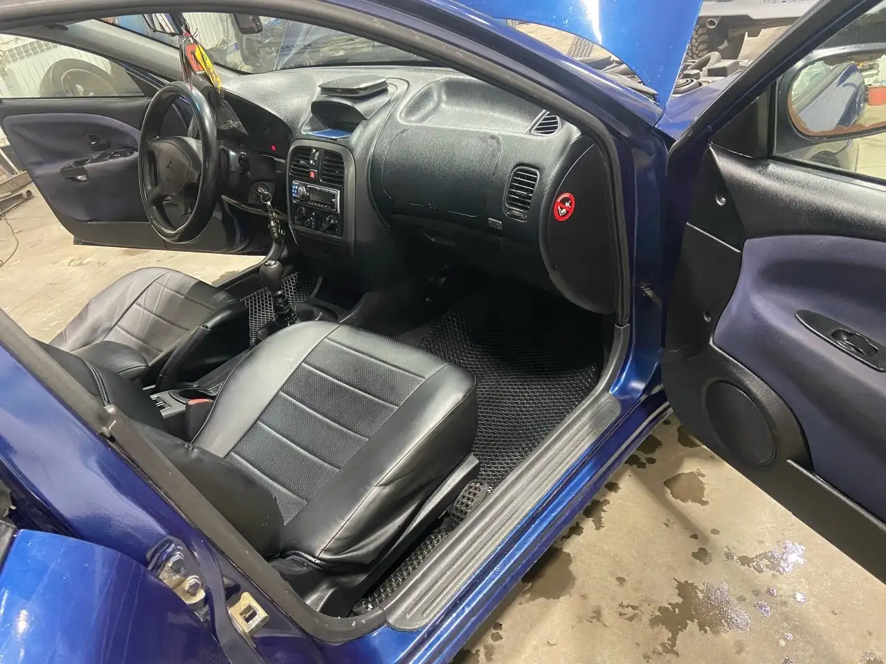 Продажа Mitsubishi Carisma 1.6 2003 года - Легковые автомобили (Авто) в Иваново