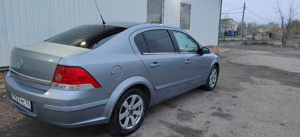 Опель Астра H 2008 - Легковые автомобили (Авто) в Ярославль
