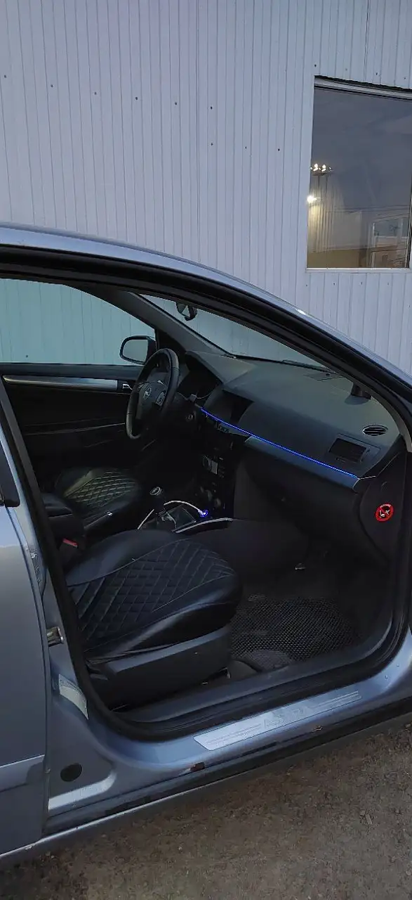 Опель Астра H 2008 - Легковые автомобили (Авто) в Ярославль