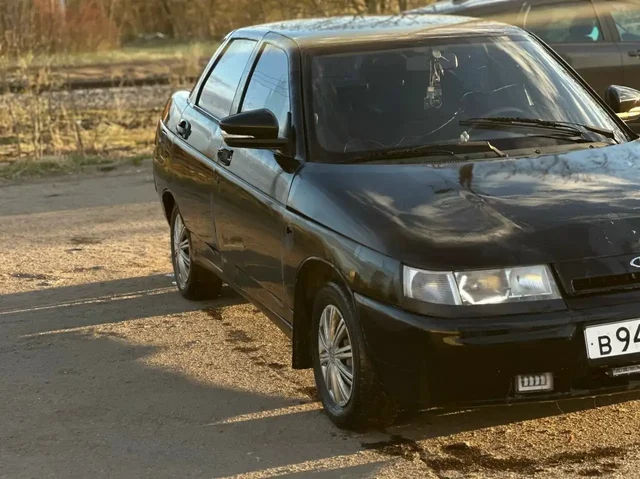 ВАЗ 2110 2006 года выпуска - Мотошлем в Рыбинск
