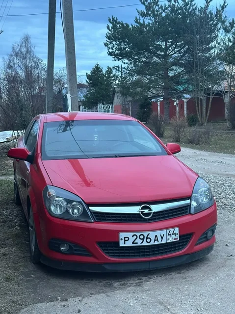Opel Astra GTC 2007 - Авто в Кострома
