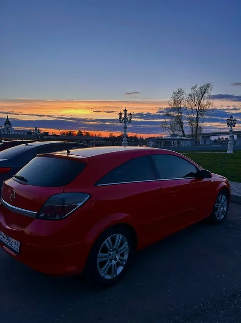 Opel Astra GTC 2012 - частное объявление в Ярославль