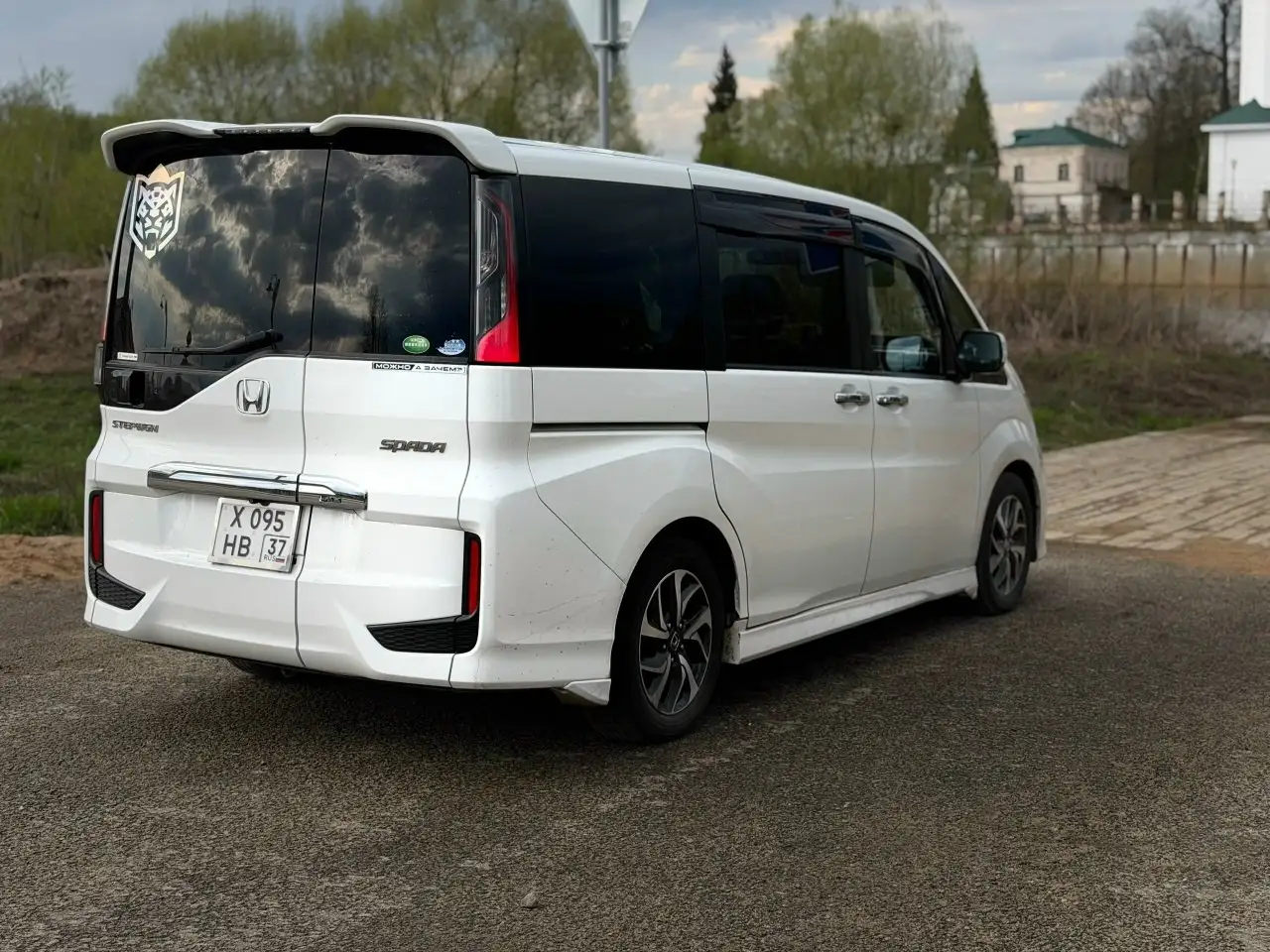 Honda Stepwgn 2015 - Легковой автомобиль (Авто) в Южа