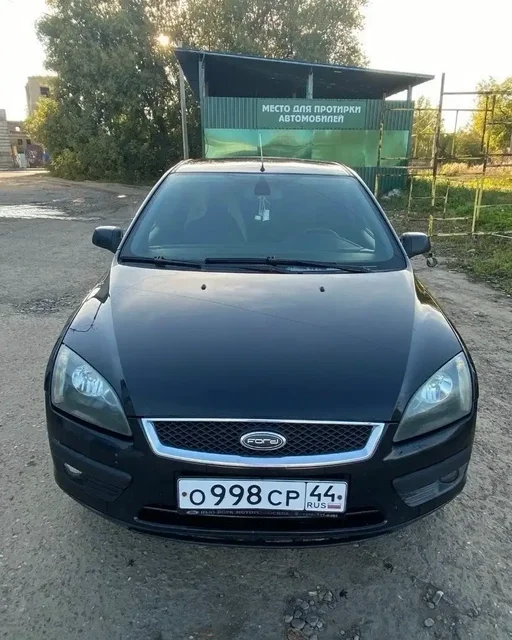 Ford Focus 2 с двумя комплектами колес - Авто в Ярославль