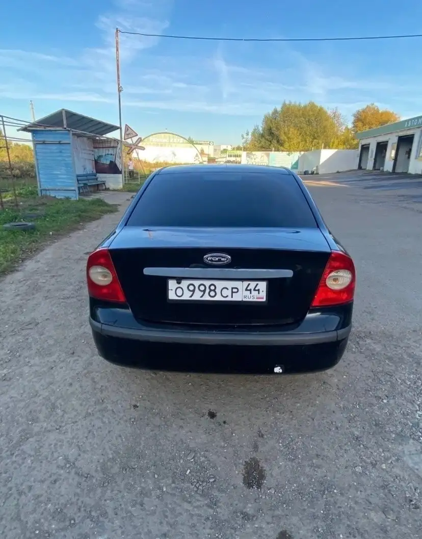 Ford Focus 2 с двумя комплектами колес - Легковые автомобили (Авто) в Ярославль