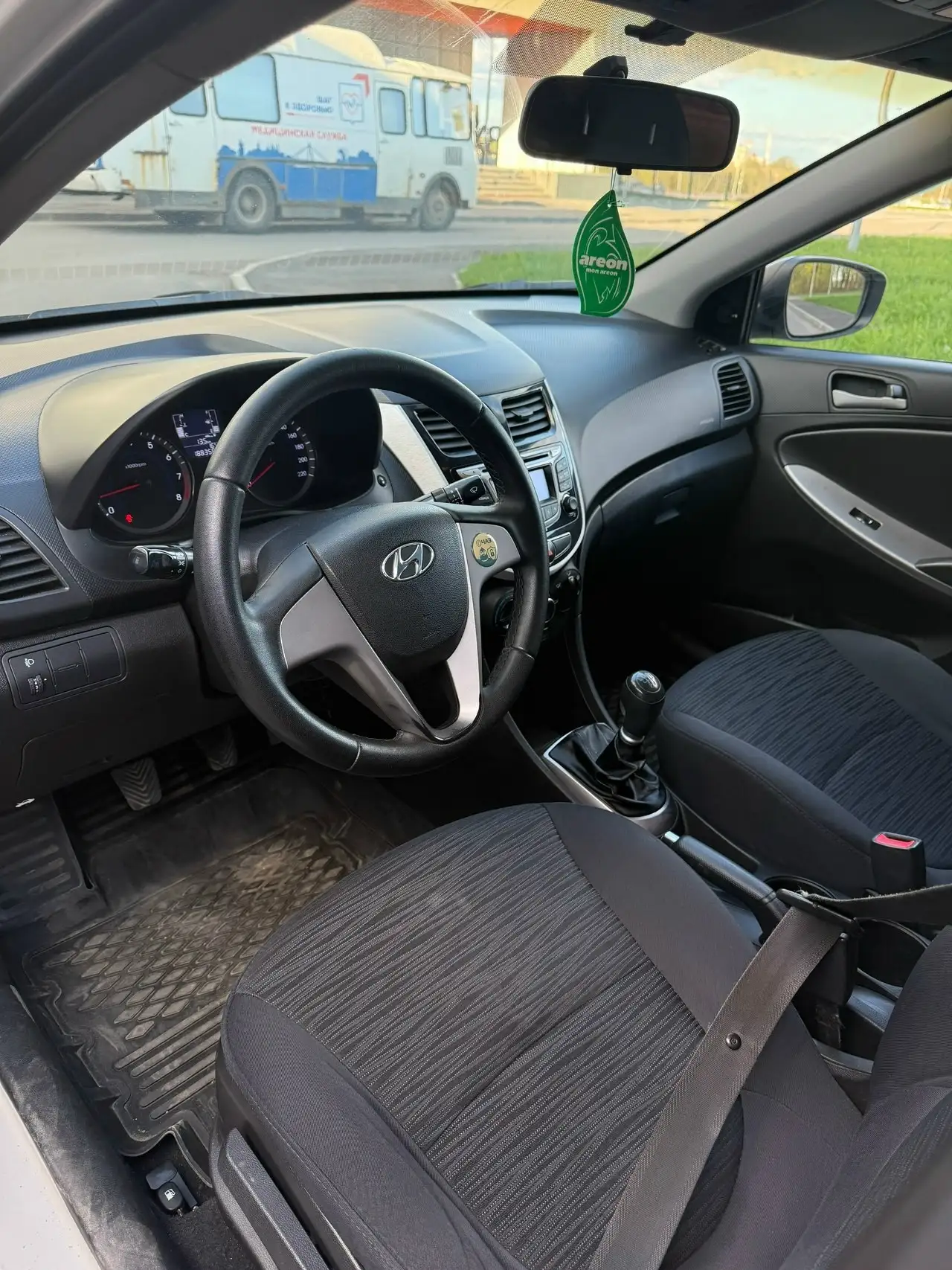 Продам Хендай Солярис 2014 - Легковые автомобили (Авто) в Вологда