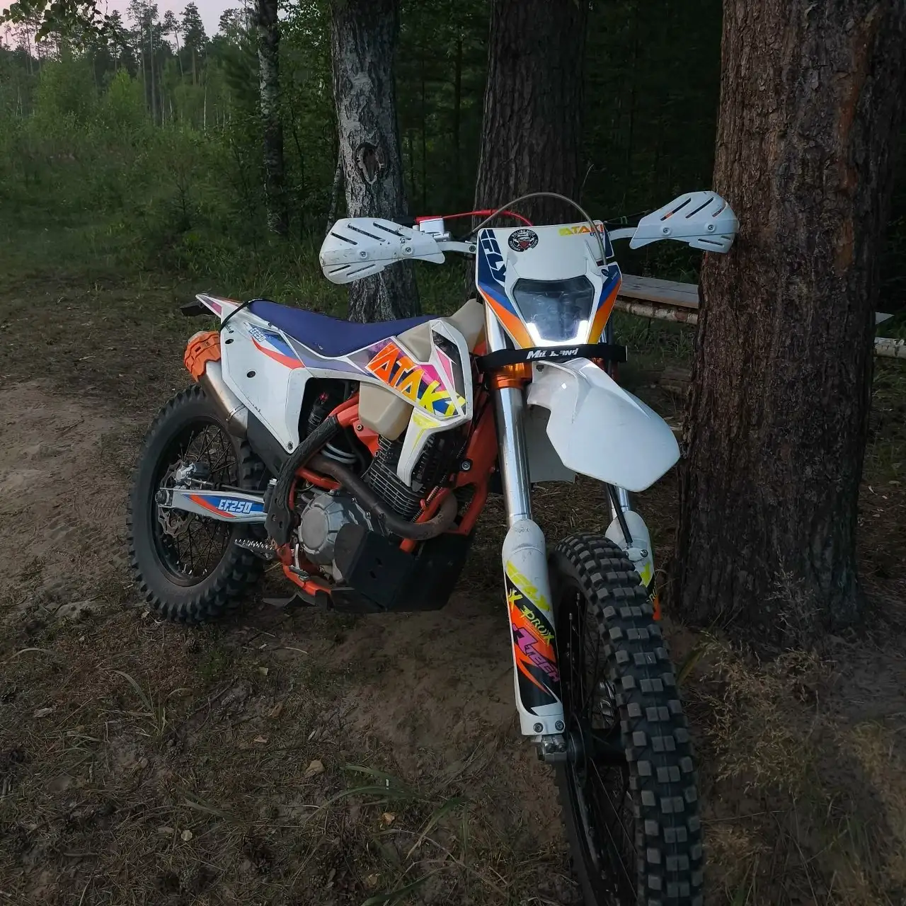 Продам 150 тыс. - Авто в Неизвестно