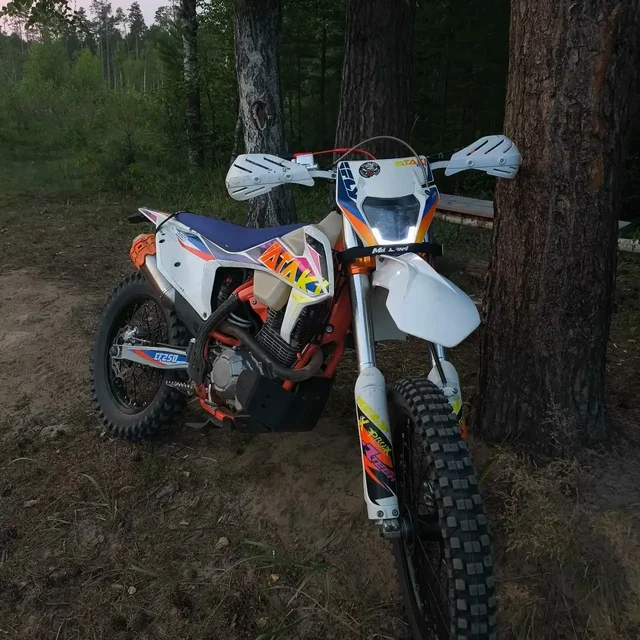 Продам 150 тыс. - Внедорожник в Неизвестно