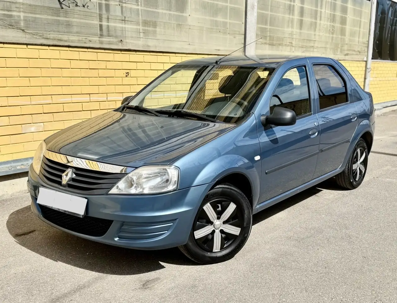 RENAULT LOGAN 2012 - Авто в Владимир