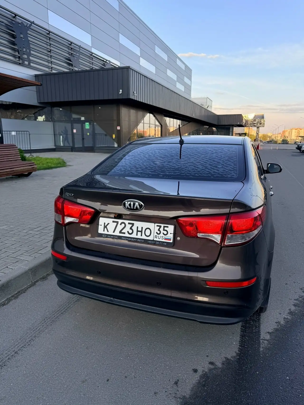 Kia Rio 2016 1.4 MT - Легковой автомобиль (Авто) в Вологда