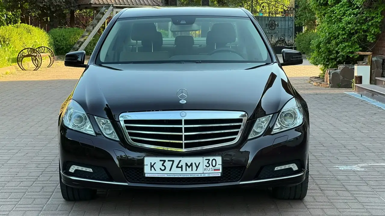 Mercedes-Benz E300 Elegance 2009 года в идеальном состоянии - Легковые автомобили (Авто) в Ярославль