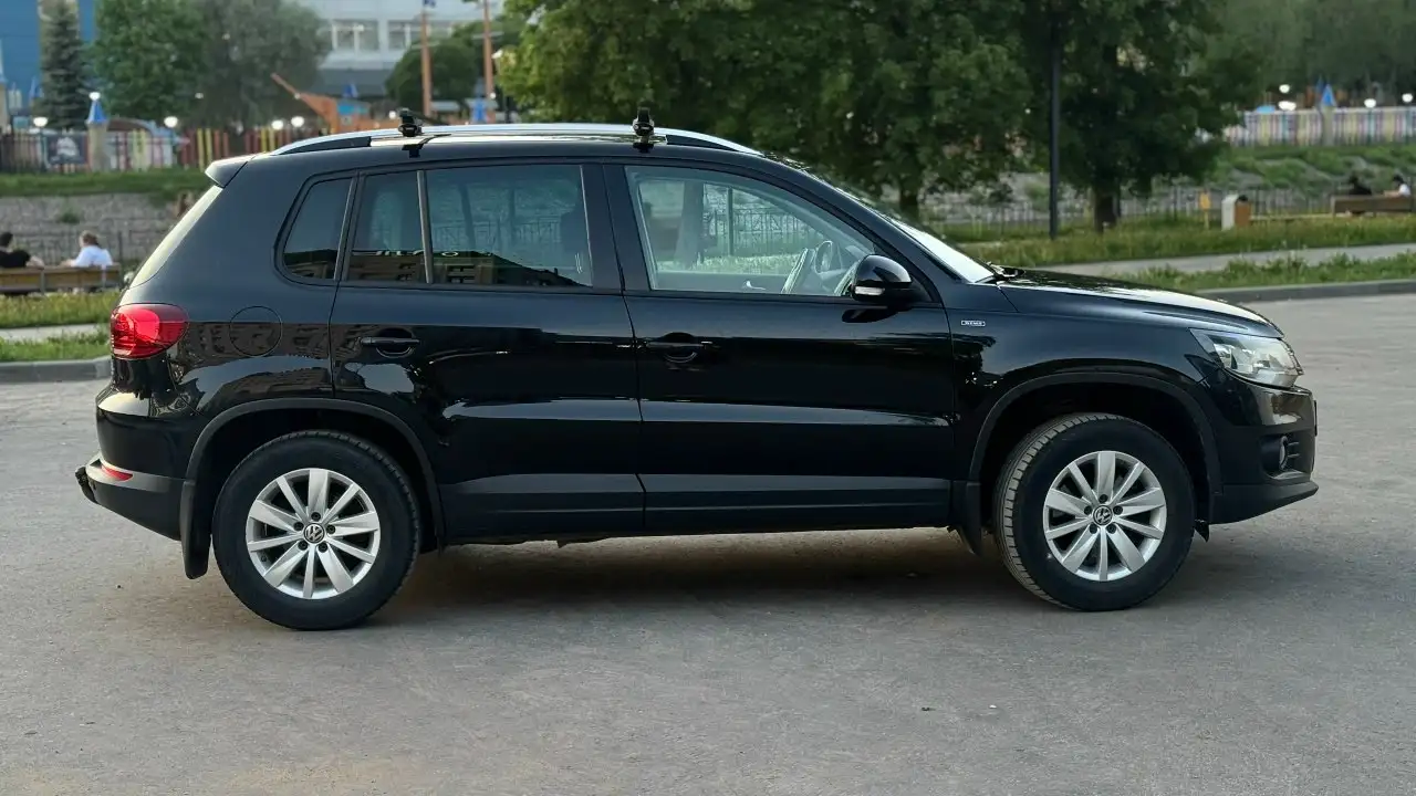 Volkswagen Tiguan 2015 1.4 MT - Легковые автомобили (Авто) в Иваново