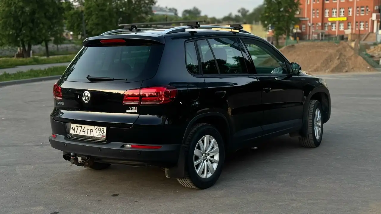 Volkswagen Tiguan 2015 1.4 MT - Легковые автомобили (Авто) в Иваново
