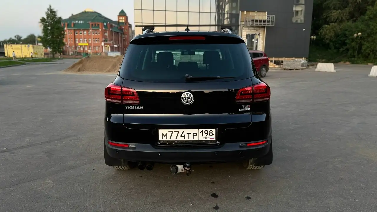 Volkswagen Tiguan 2015 1.4 MT - Легковые автомобили (Авто) в Иваново