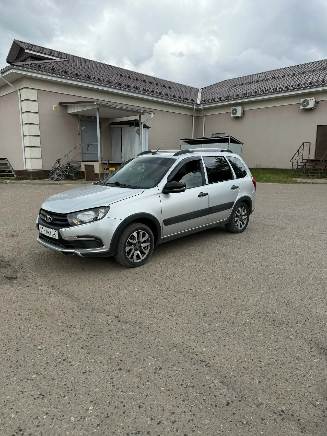 Лада Гранта Кросс 2023 - Легковые автомобили (Авто) в Южа