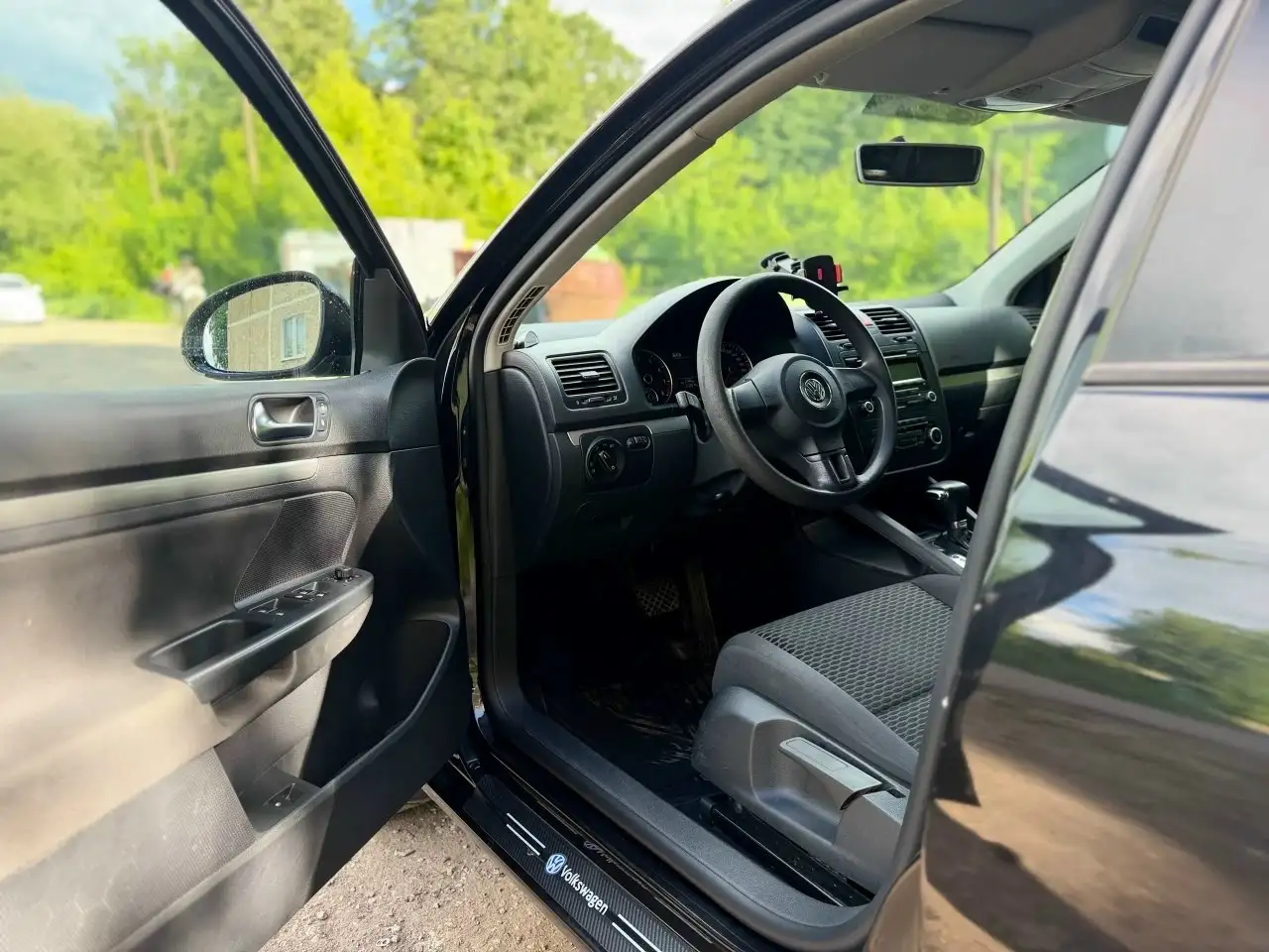 Volkswagen Jetta, 2010 - Легковые автомобили (Авто) в Иваново