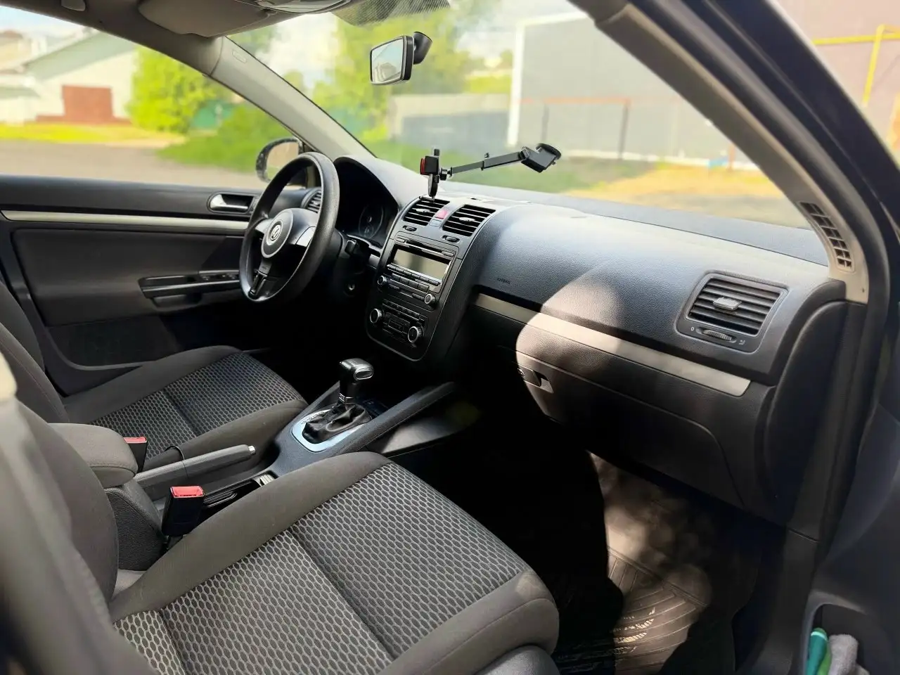 Volkswagen Jetta, 2010 - Легковые автомобили (Авто) в Иваново