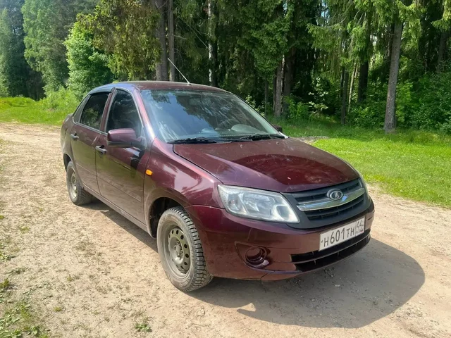 Продажа Лада Гранта 2012 Люкс 16-клапанный - Легковые автомобили в Кострома