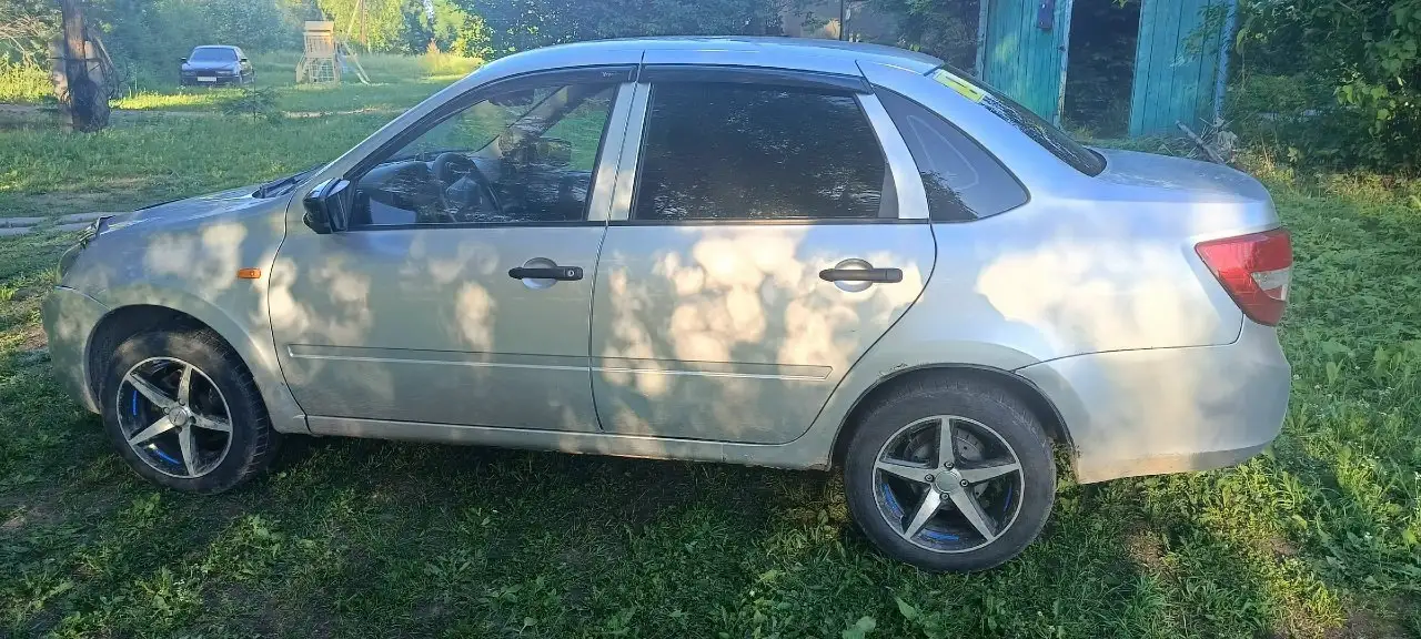 Лада Гранта 2012 - Легковые автомобили (Авто) в Кострома