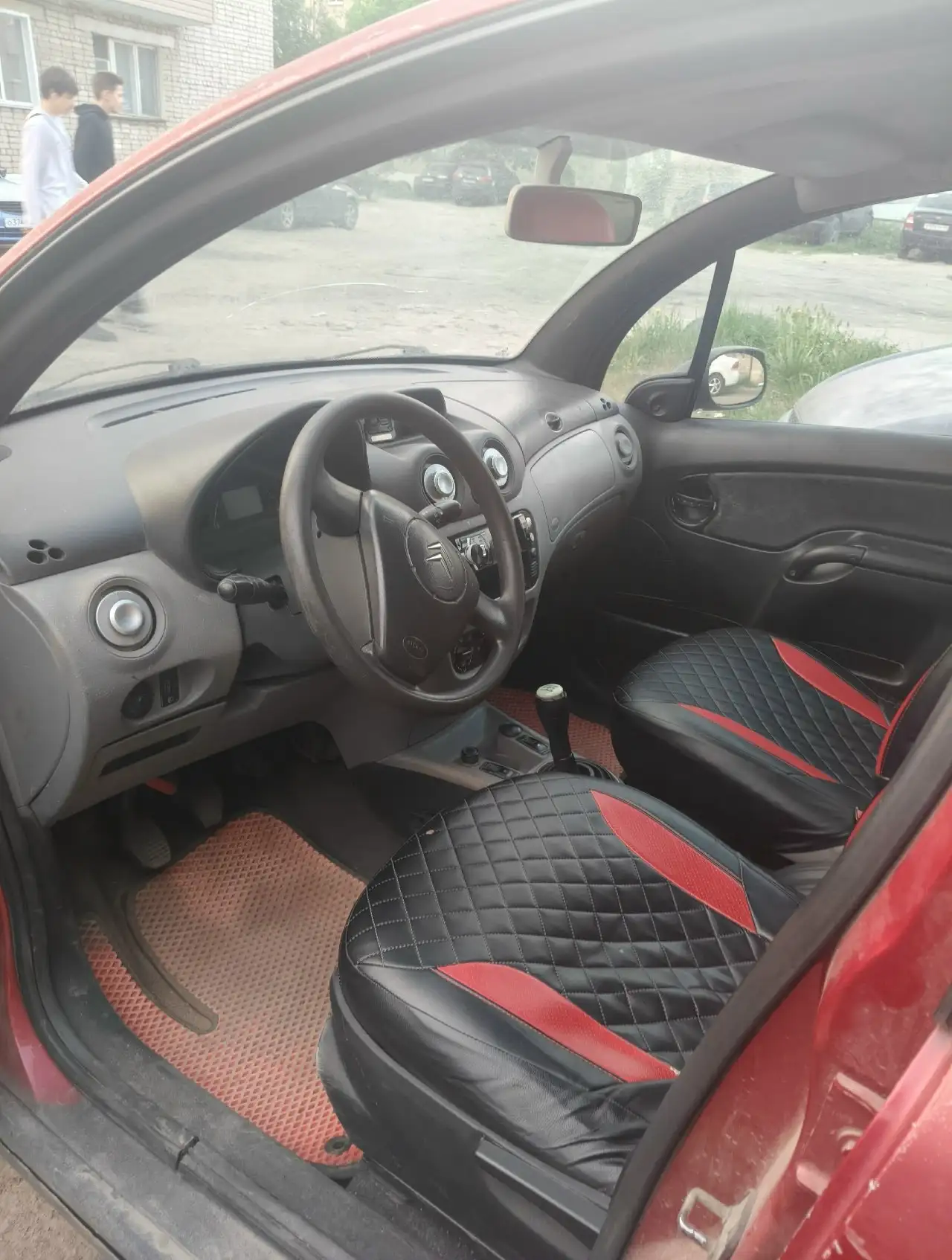 Продам экономичный автомобиль - Авто в Ярославль
