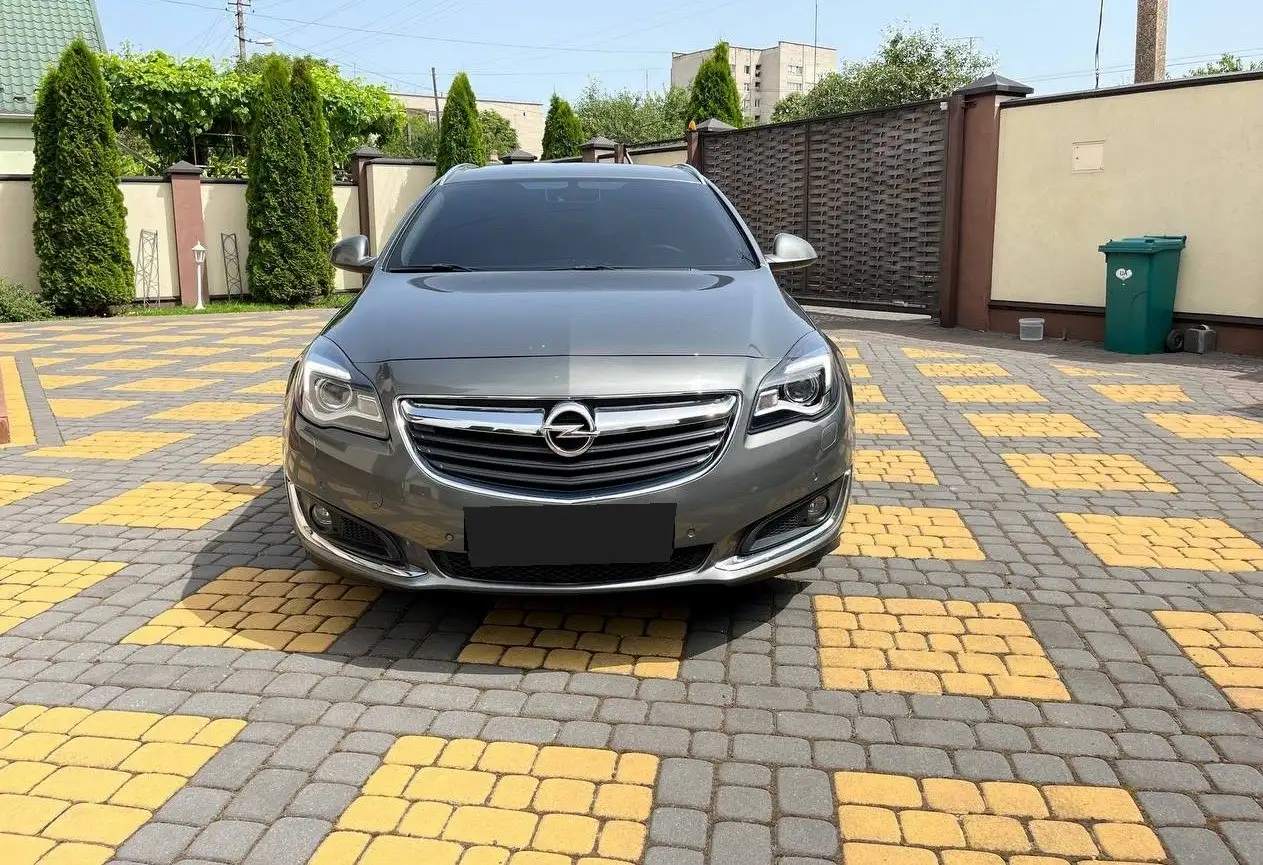 Opel Insignia Sports Tourer 2017 - Авто в Ярославль