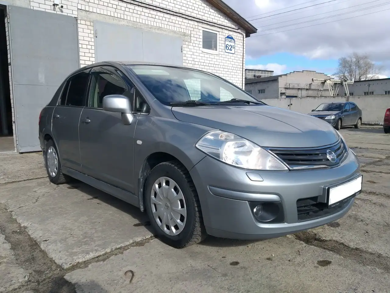 Nissan Tiida 2013 - Легковые авто (Авто) в Котлас