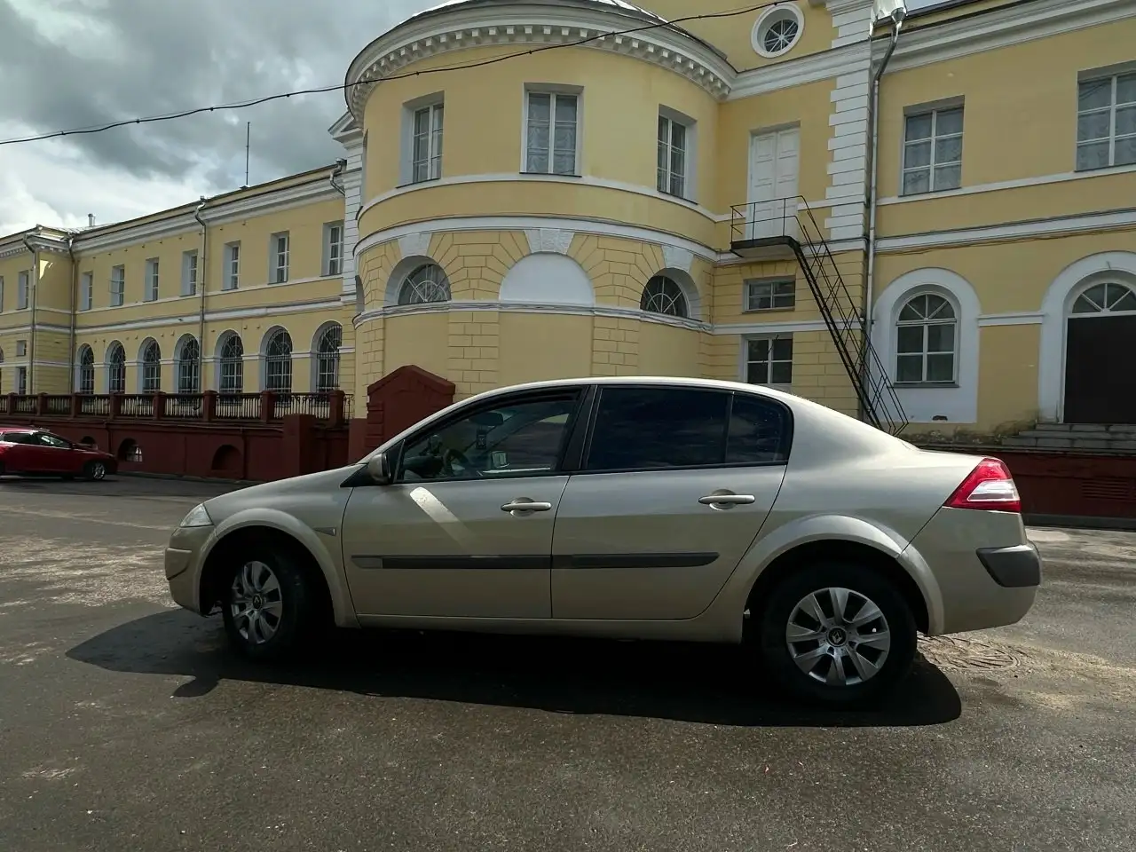Продажа Renault Megane 1.6 MT, 2006 - Легковые автомобили (Авто) в Иваново