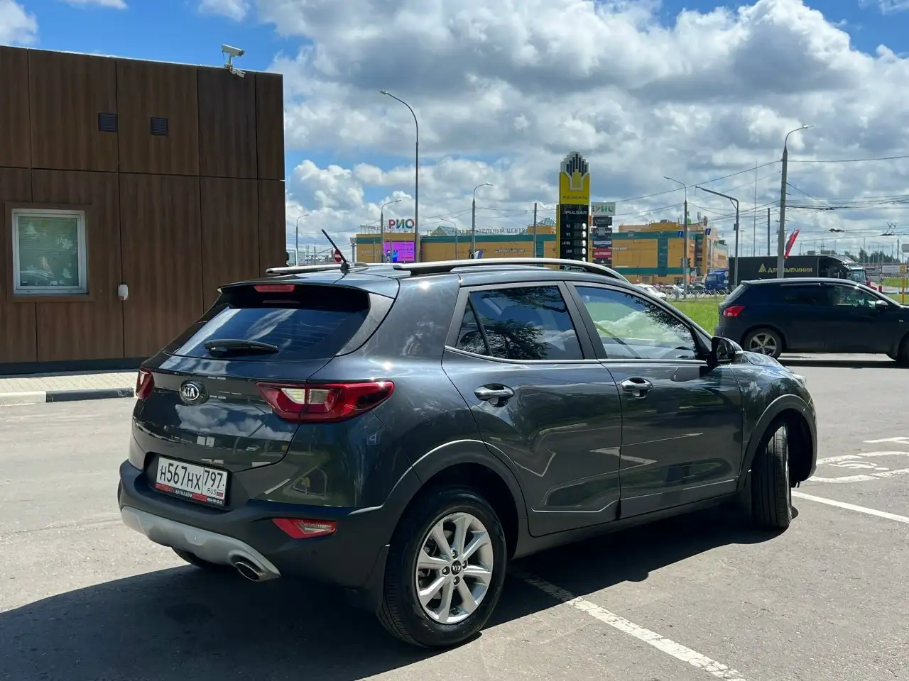 Продам Kia Stonic 2020 - Авто в Ярославль
