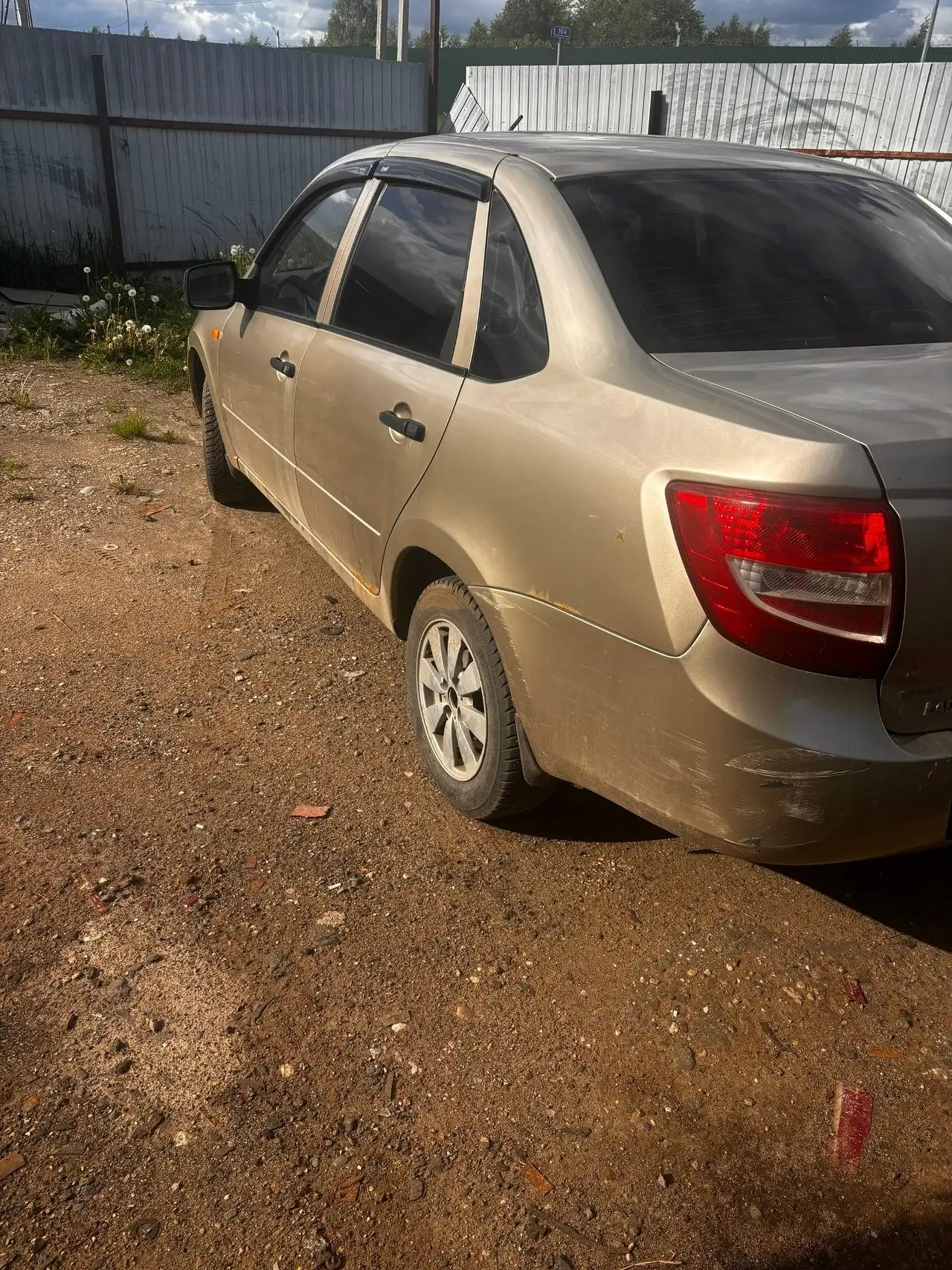 Продам Ладу Гранту 2013 года - Легковые автомобили (Авто) в Ярославль