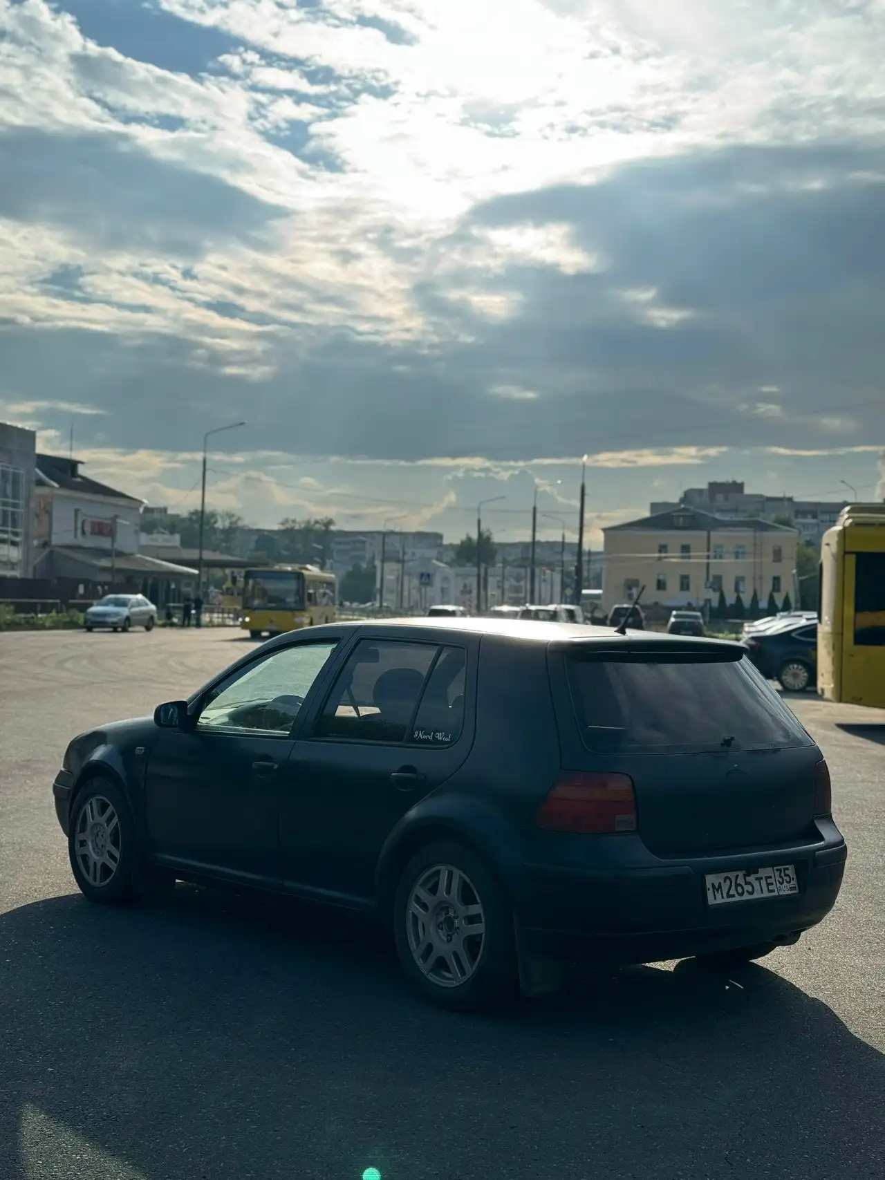 Volkswagen Golf 4, 1998 - null (Авто) в Неизвестно