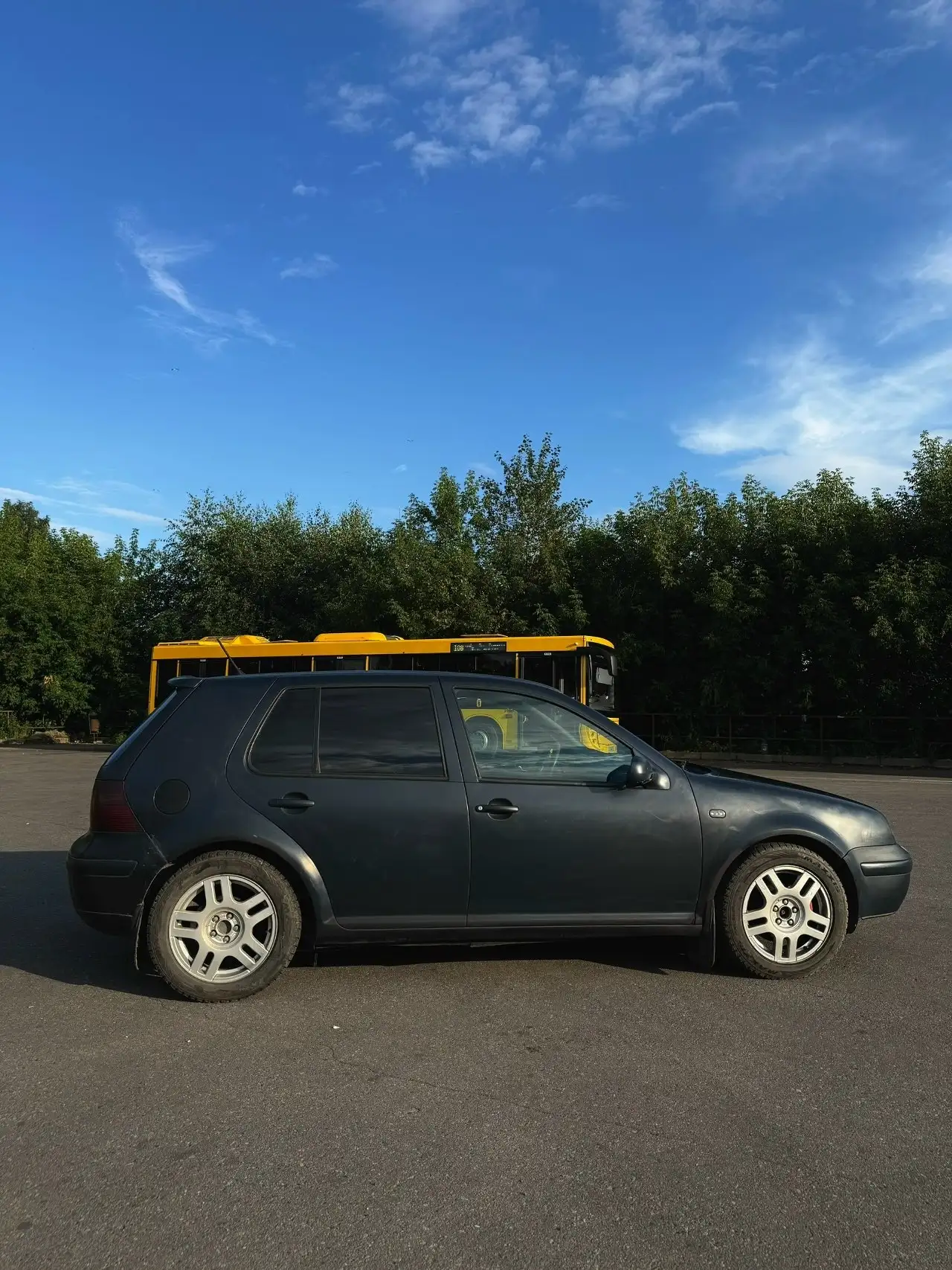 Volkswagen Golf 4, 1998 - null (Авто) в Неизвестно