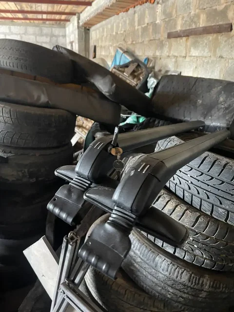 Продажа автозапчастей: рейлинги, сабвуфер с усилителем, ковш - Автозапчасти для двигателя в Иркутск