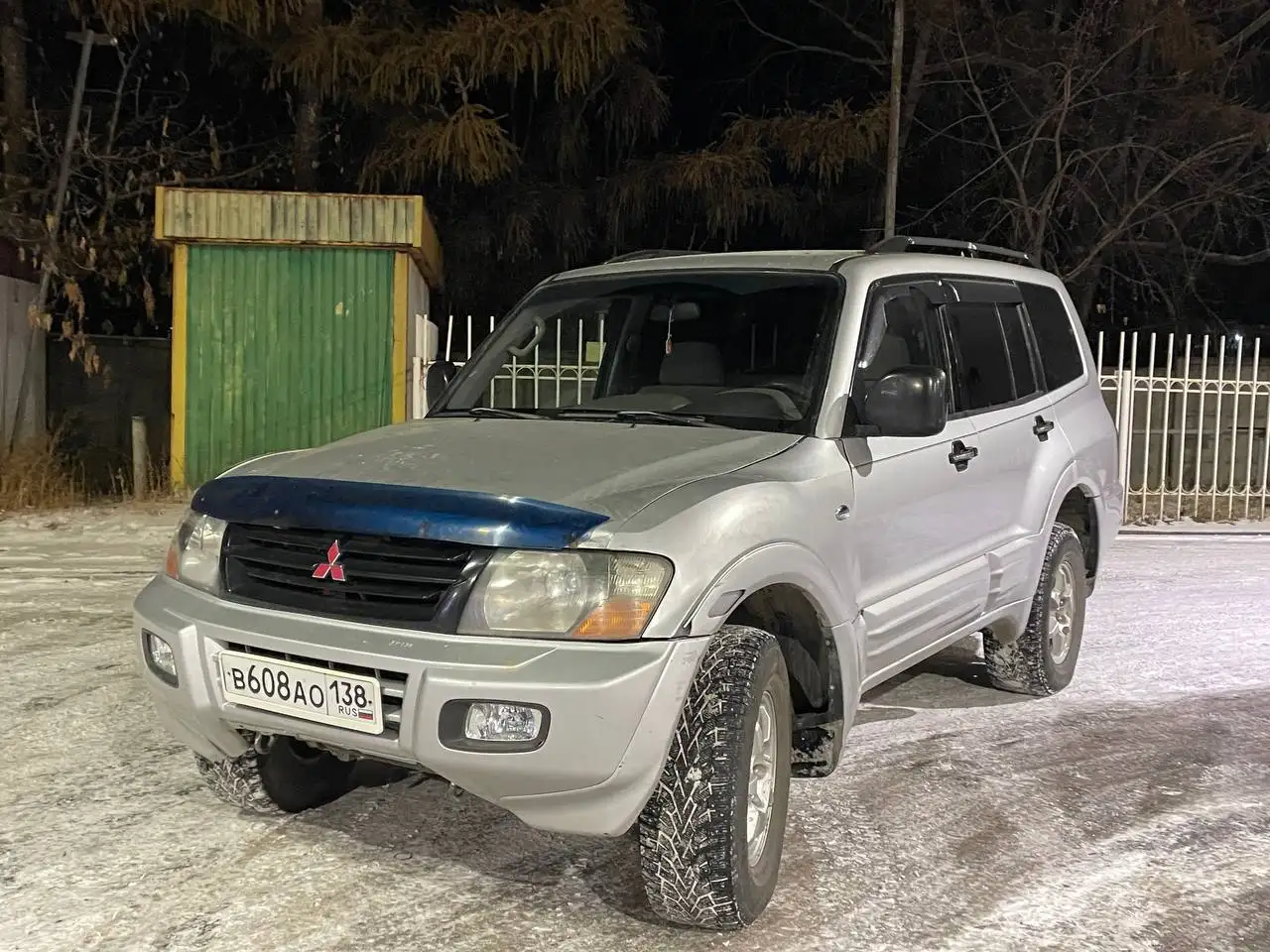 Продажа Mitsubishi Montero 2001 года - Авто в Иркутск