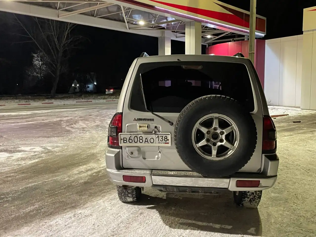 Продажа Mitsubishi Montero 2001 года - Авто в Иркутск