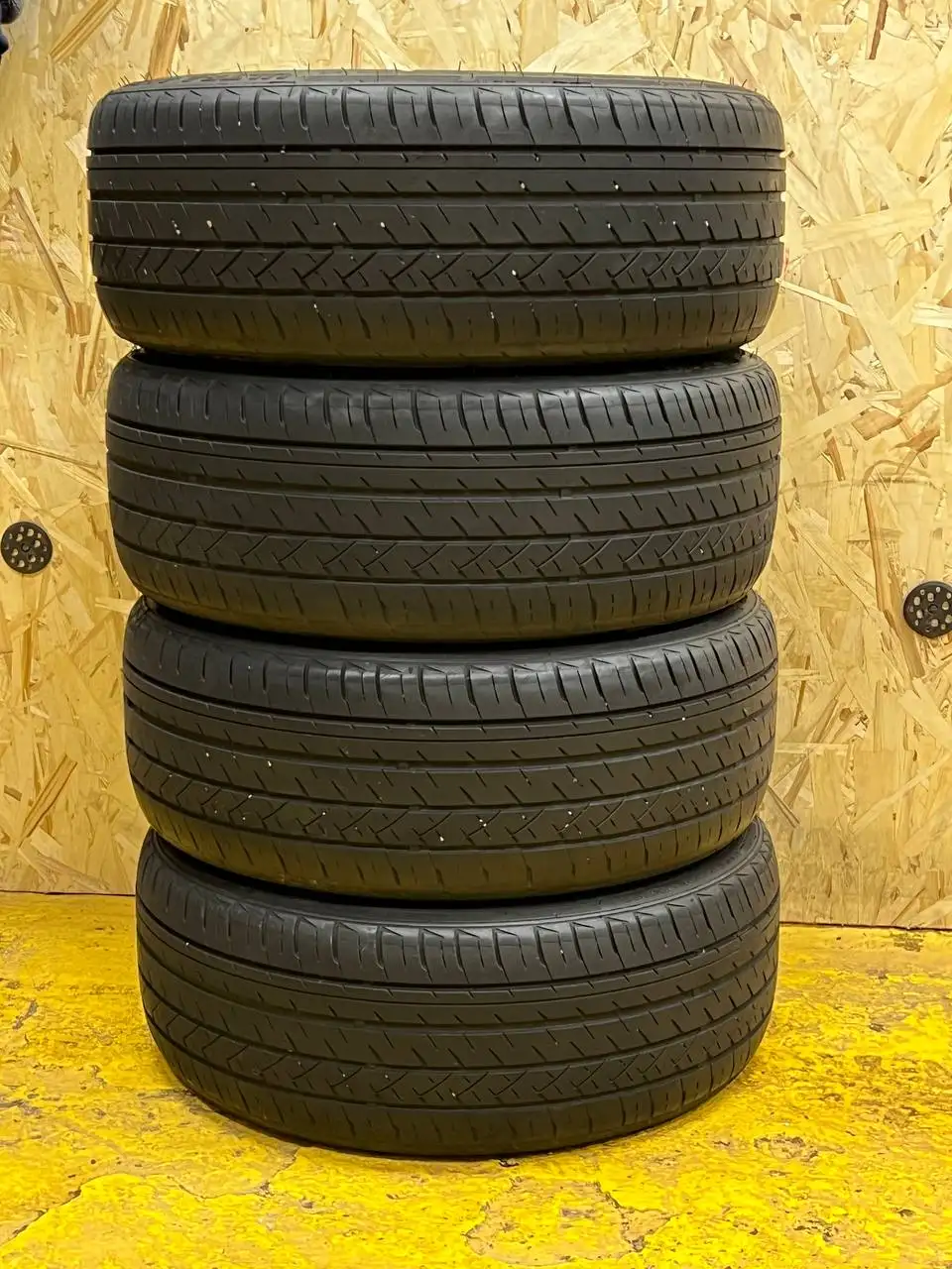 Продам комплект резины Arivo 195/45 r17 2022г - Шины и диски (Авто) в Иркутск
